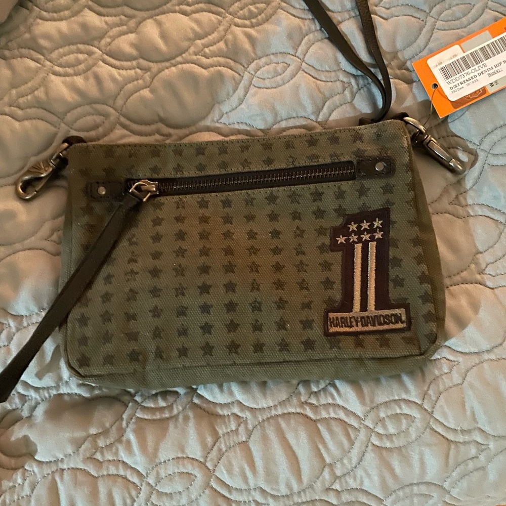 BRAND NEW HD PURSE